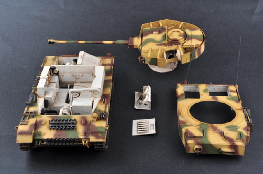 Trumpeter 1:16 Pz.Beob.Wg.IV Ausf.J Medium Tank