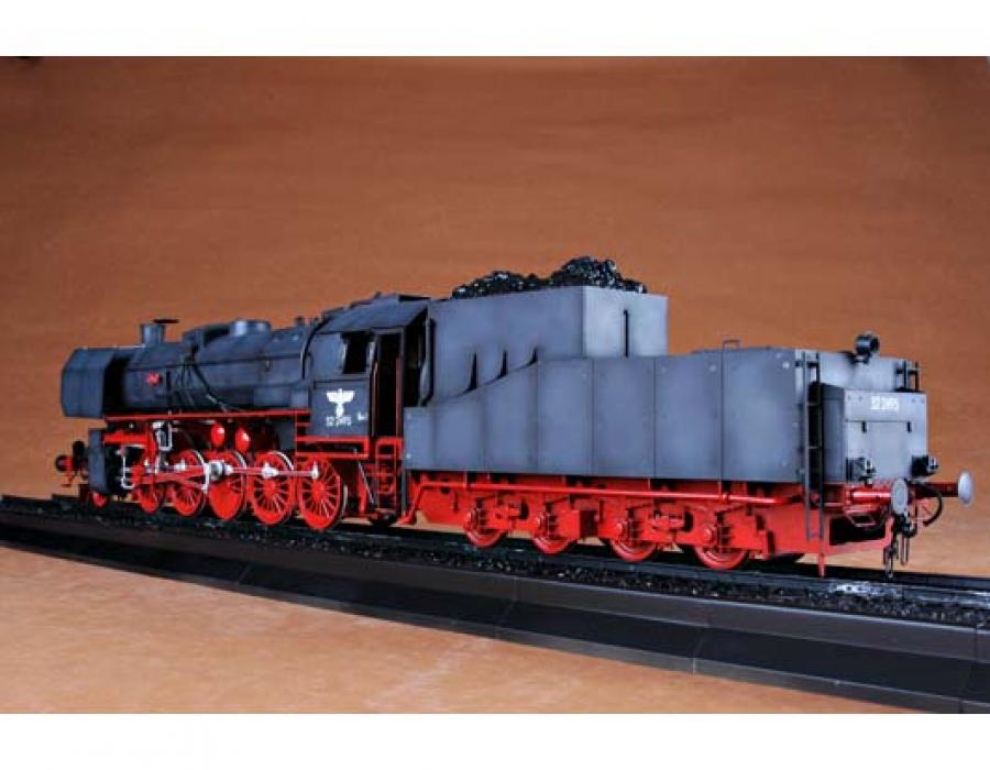 Trumpeter 1:35 Kriegslokomotive BR-52