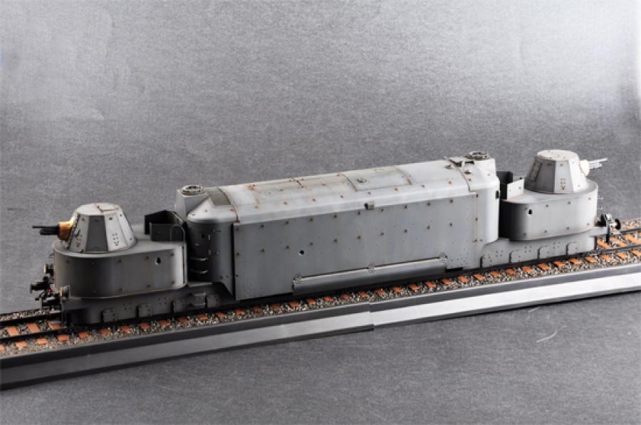1:35 Armored Train Panzertriebwagen Nr16