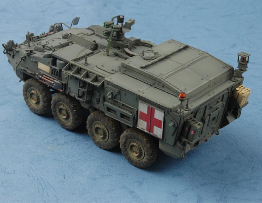 Trumpeter 1:35 M1133 Stryker MEV