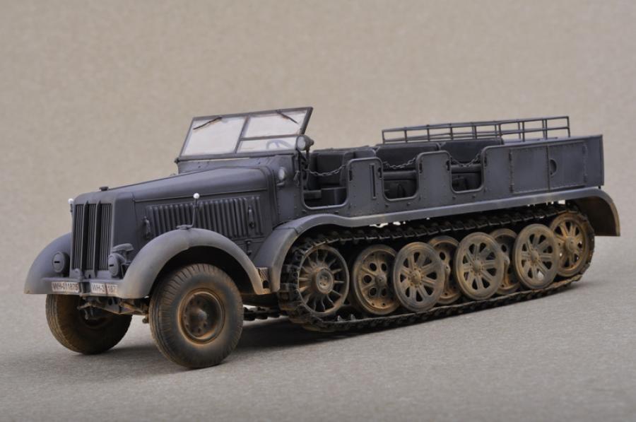 Trumpeter 1:35 Sd.Kfz.8 Schwerer Zugkraftwagen 12t