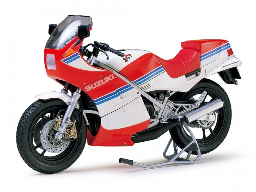 Tamiya 1/12 Suzuki Rg250 G With Full Options pienoismalli