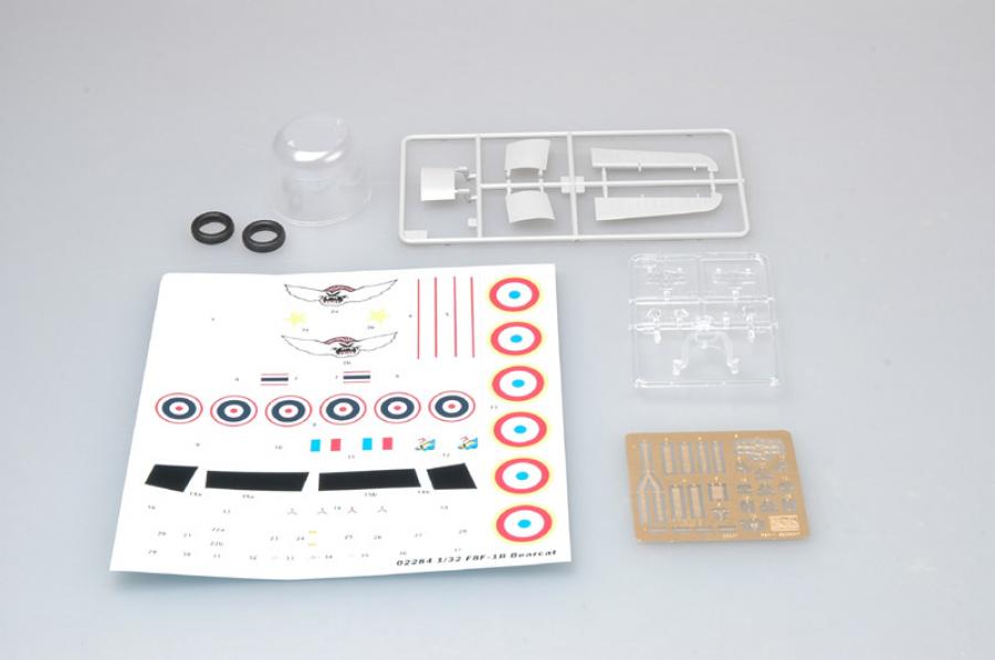 Trumpeter 1:32 F8F-1B Bearcat