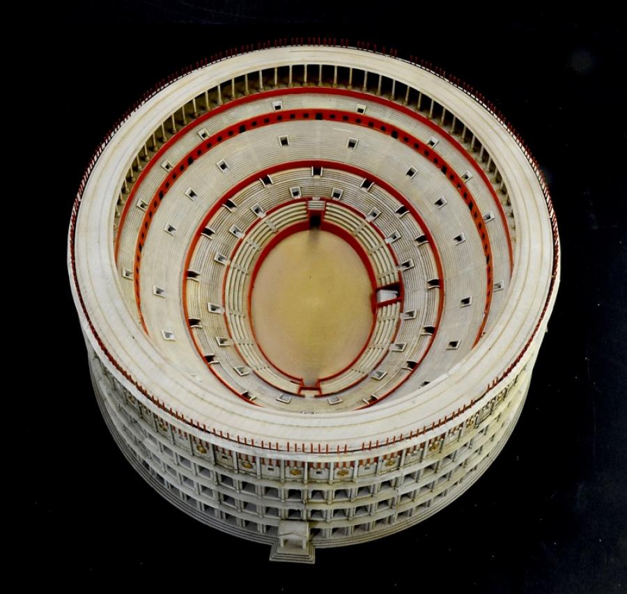 Italeri 1/500 COLOSSEUM