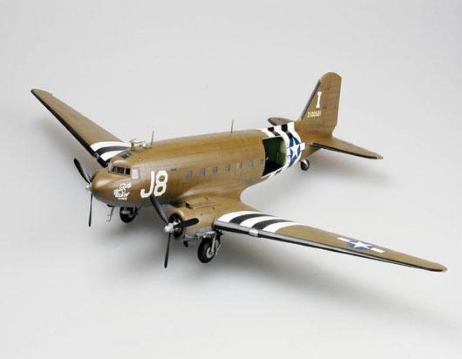 Trumpeter 1:48 C-47A Skytrain