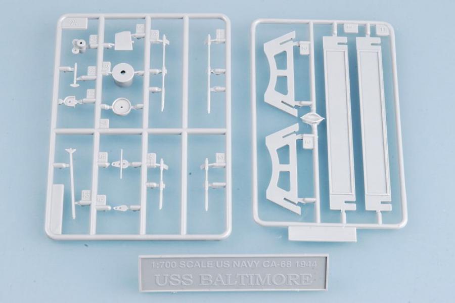 Trumpeter 1:700 USS Baltimore CA-68 1944