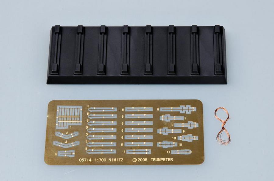 Trumpeter 1:700 USS Abraham Lincoln CVN-72