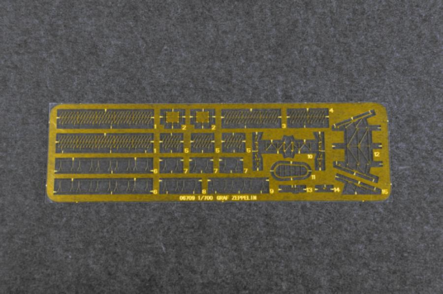 Trumpeter 1:700 German Carrier DKM Graf Zeppelin