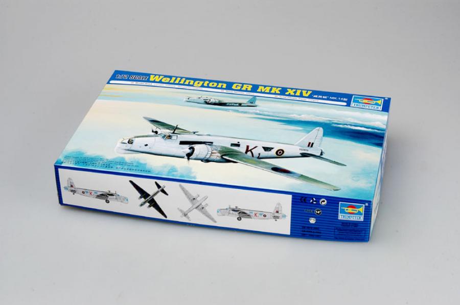 Trumpeter 1:72 Vickers Wellington Gr. Mk. IXV