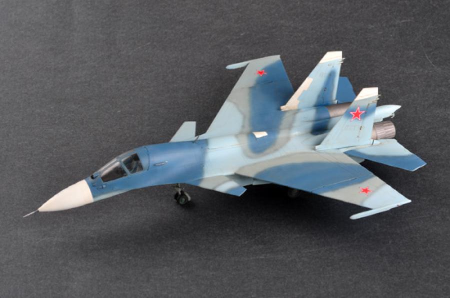 Trumpeter 1:72 Russian Su-33UB Flanker D