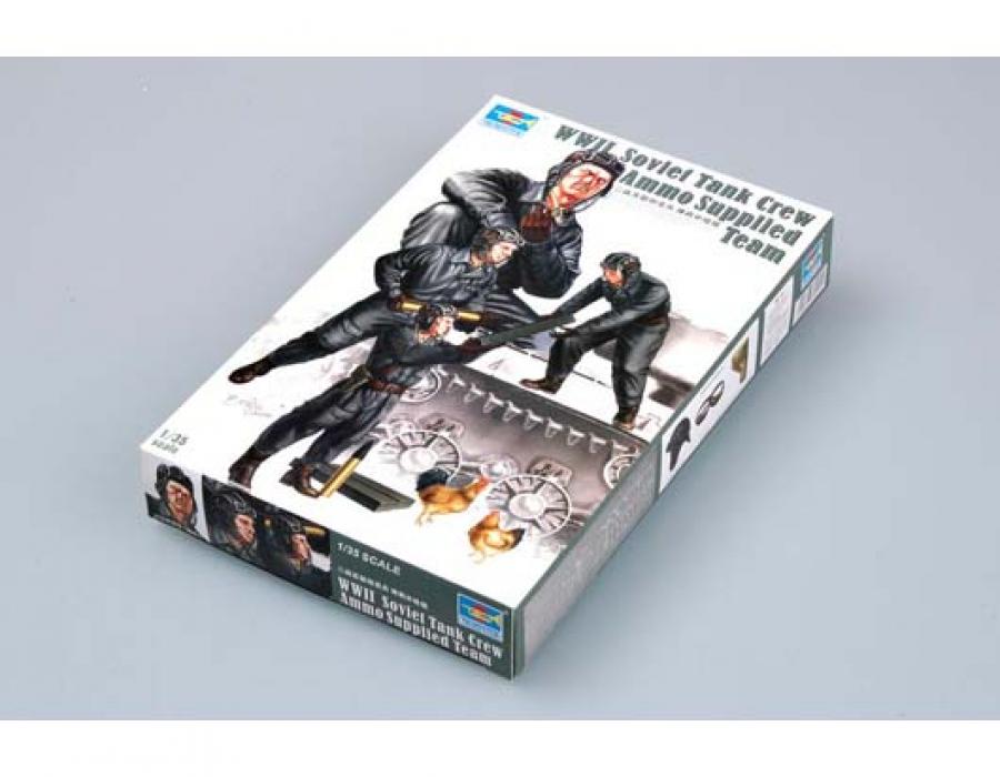 Trumpeter 1:35 Soviet Tank Crew & Ammo Supply team
