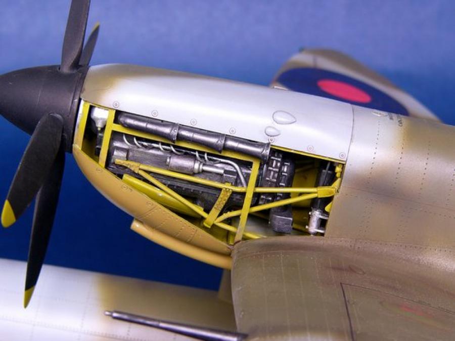 Trumpeter 1:24 Supermarine Spitfire Mk. Vb Float