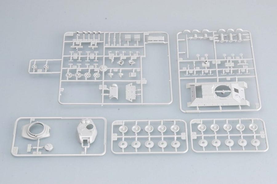 Trumpeter 1:72 Soviet T-34/85 Model 1944