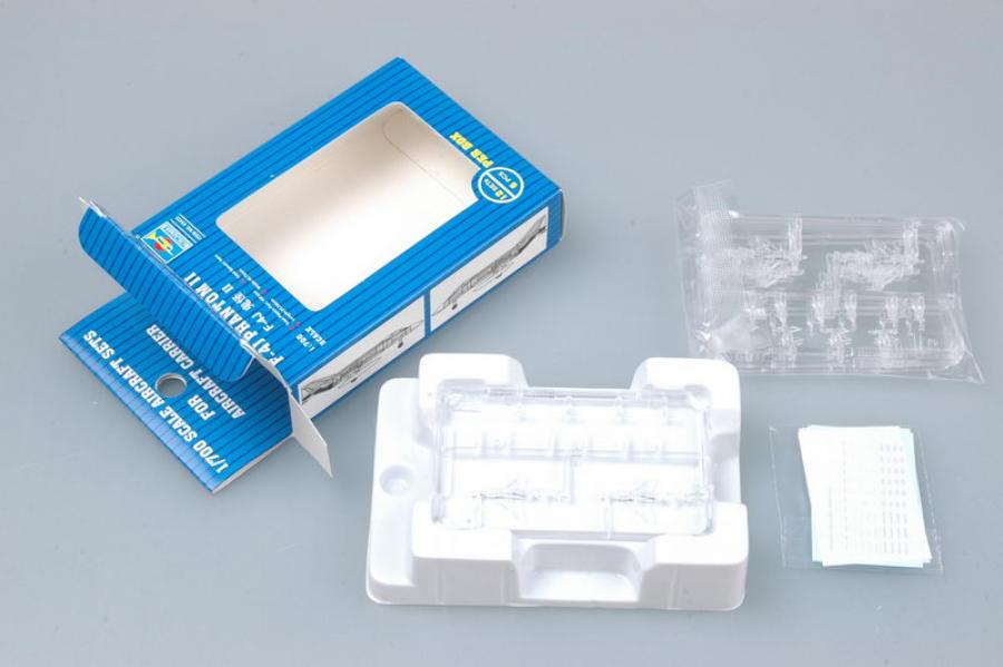 Trumpeter 1:700 F-4J Phantom II (12pcs)