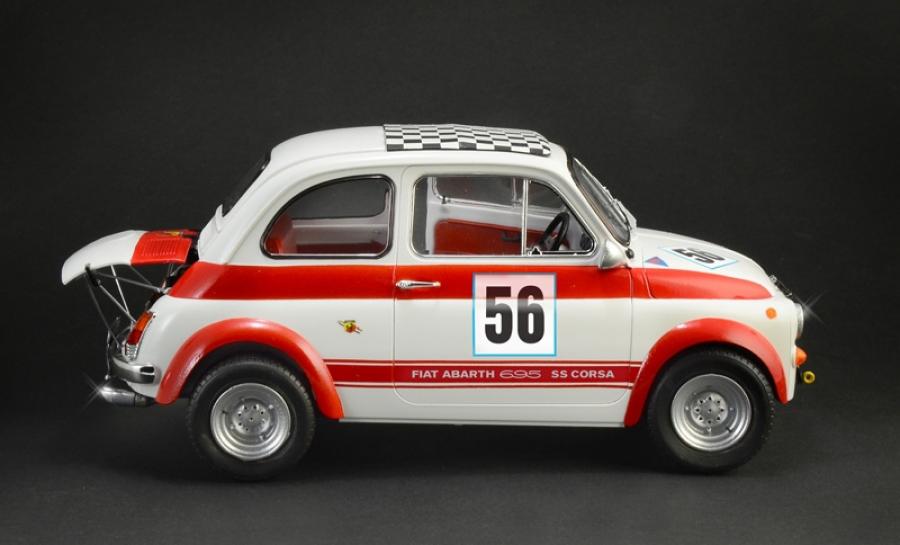 1/12 FIAT ABARTH 695SS 