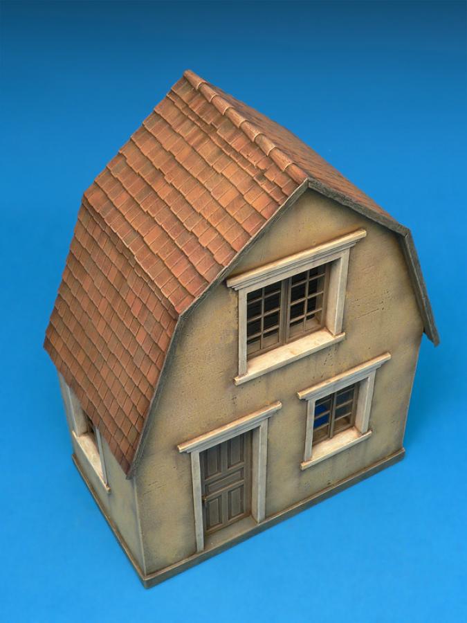 1:35 POLISH VILLAGE HOUSE