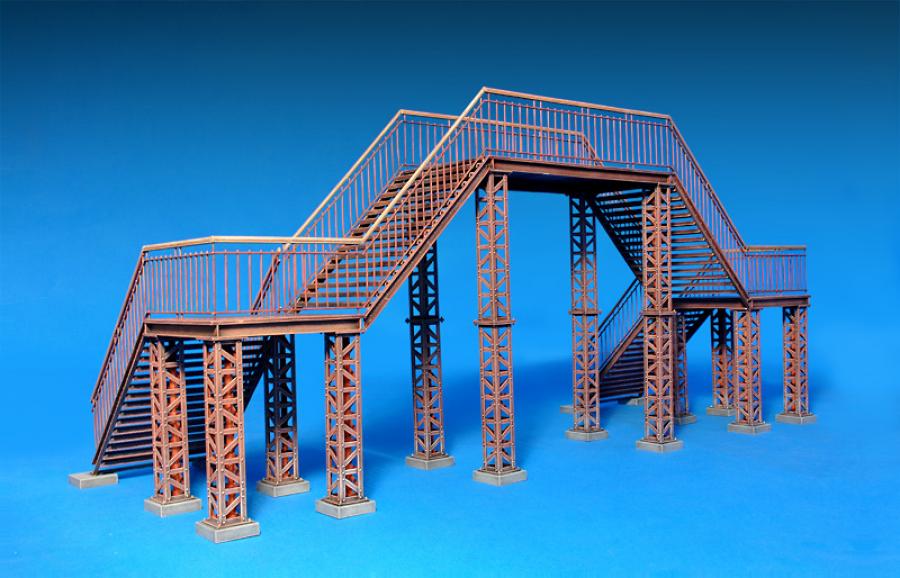 1:35 PEDESTRIAN BRIDGE