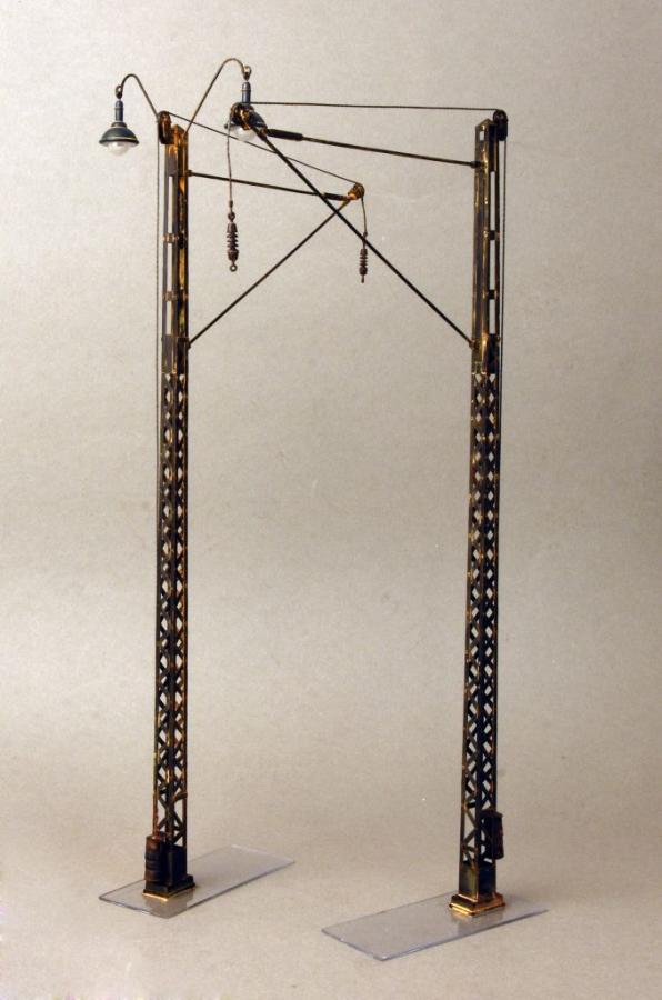 1:35 Railroad Power Poles & Lamps