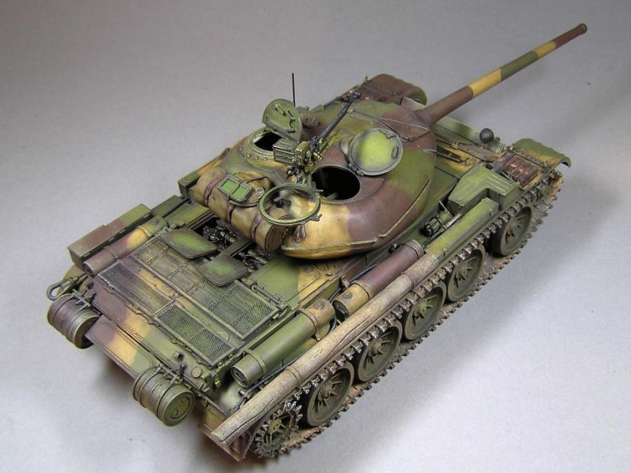 1:35 T-54-1 Medium Tank (with Interior) 