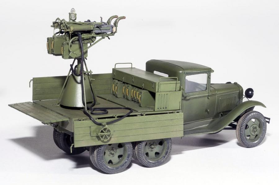 1:35 GAZ-AAA w/Quad M-4 Maxim
