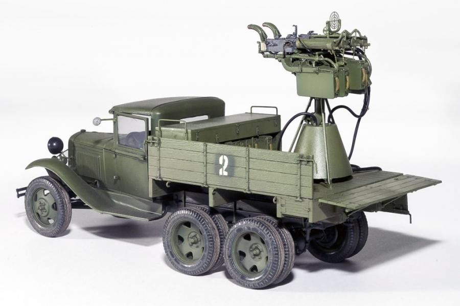 1:35 GAZ-AAA w/Quad M-4 Maxim