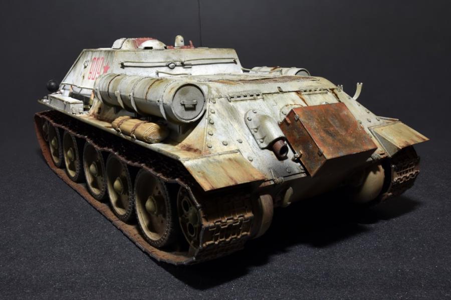 1:35 SU-122 (Early Production)