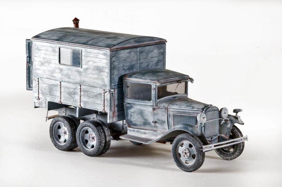 1:35 GAZ-AAA with Shelter