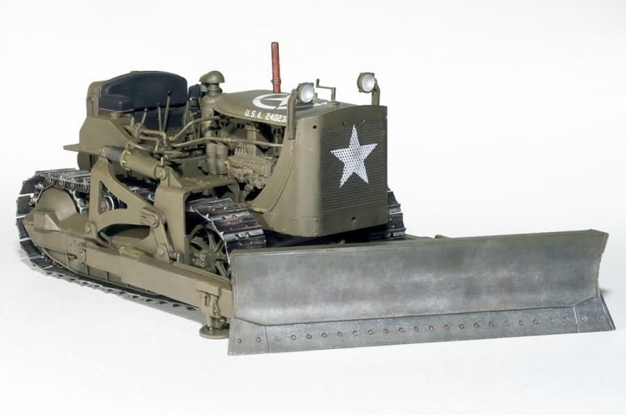 1:35 U.S. Army Bulldozer