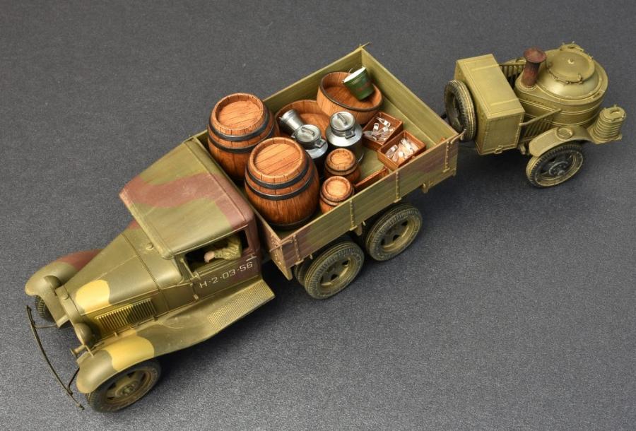 1:35 Soviet 2t Truck AAA Type w/Field Kitchen
