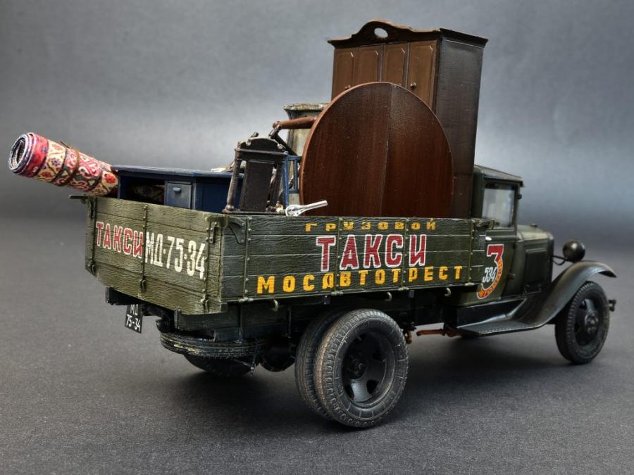 1:35 Soviet 1,5 ton Cargo Truck