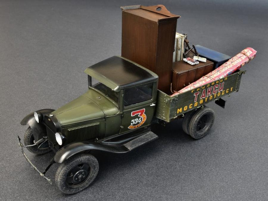 1:35 Soviet 1,5 ton Cargo Truck