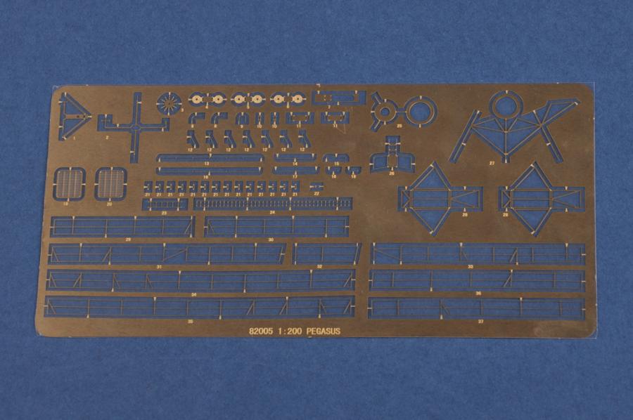 1:200 USS Pegasus PHM-1