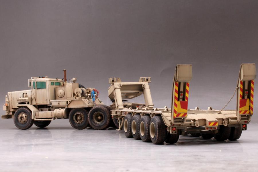 1:35 M911 C-HET & M747 Heavy Trailer