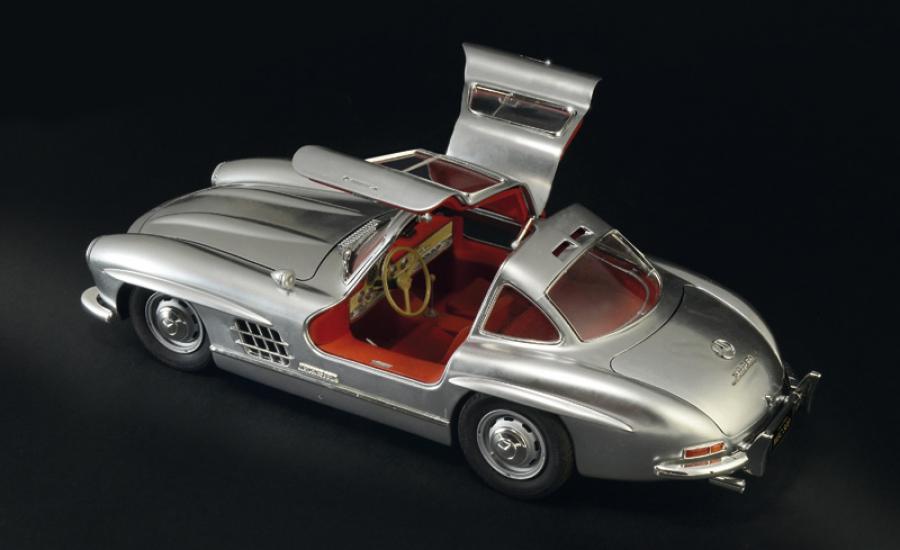 Italeri 1:16 MERCEDES-BENZ 300 SL GULLWING