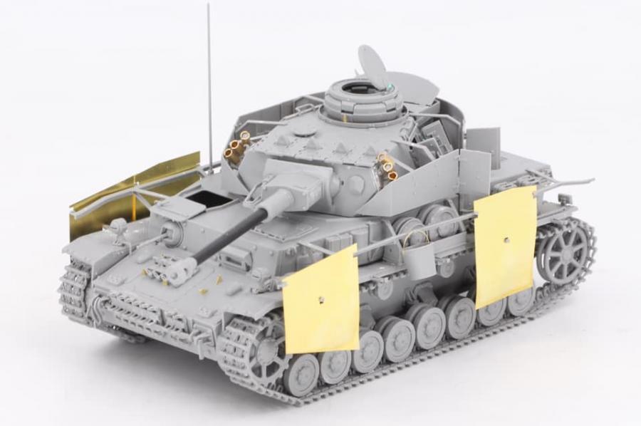 1:35 Pz.Kpfw.IV Ausf.G Mid/Late (2 in 1)