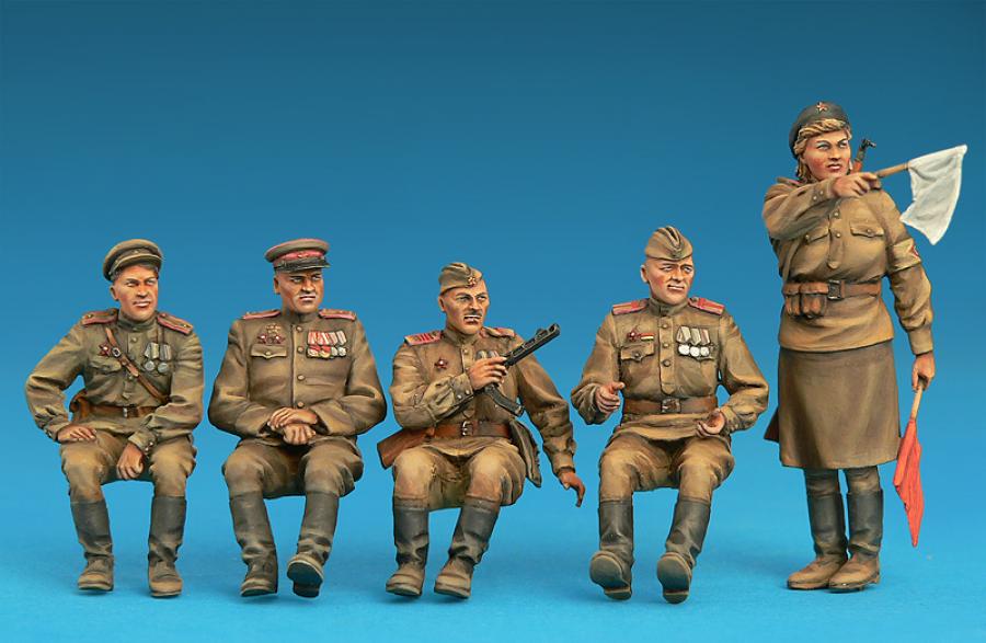 1:35 Soviet Jeep Crew. Special Edition