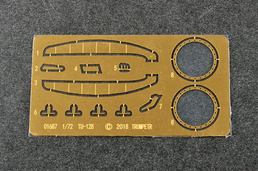 Trumpeter 1:72 Tu-128UT Fiddler