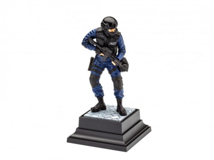 1:16 SWAT Officer