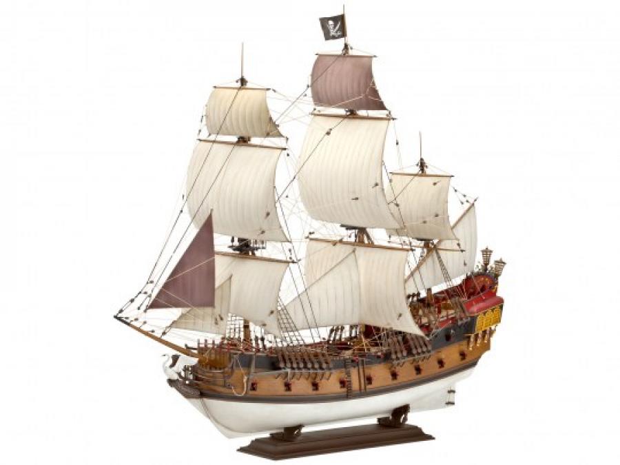 Revell 1:72 PIRATE SHIP