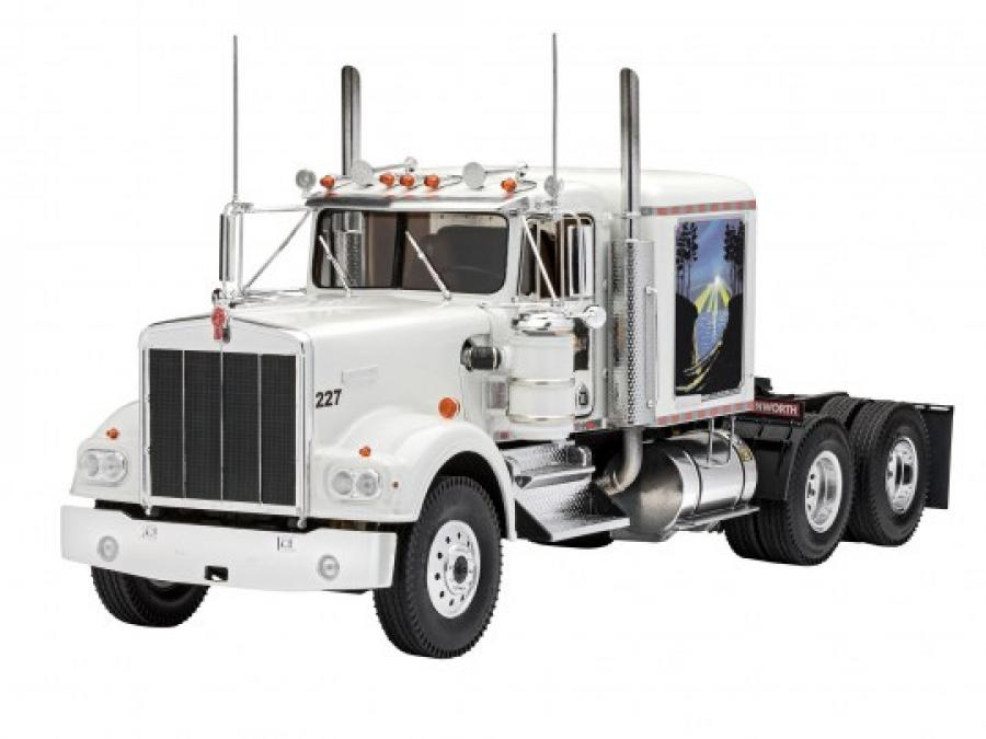 Revell 1:25 Kenworth W-900