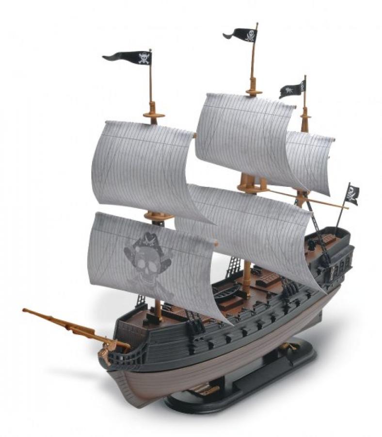 Revell 1:350 The Black Diamond Pirate Ship (snap kit)