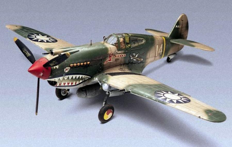 Revell 1:48 P-40B Tiger Shark