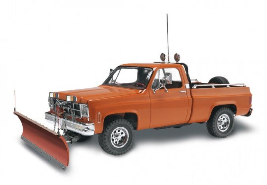 Revell 1:24 GMC Pickup w/ Snow Plow