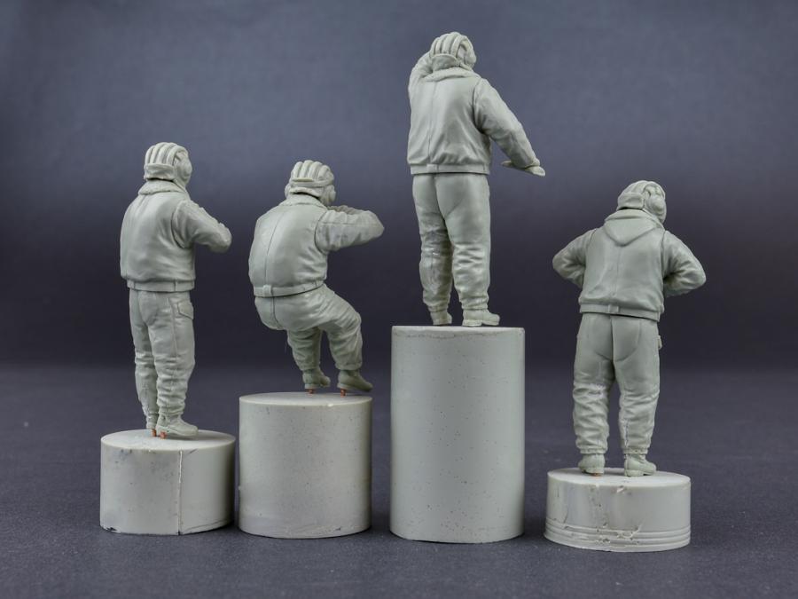 1:35 Soviet Tank Crew 1970-1980s, Winter