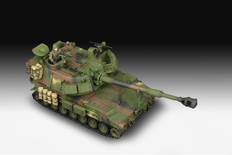 Revell 1:72 M109A6