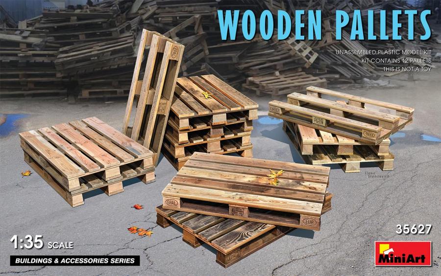 1:35 Wooden Pallets