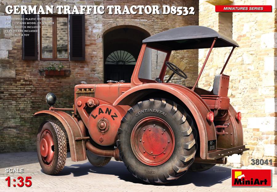 1:35 German Traffic Tractor D8532