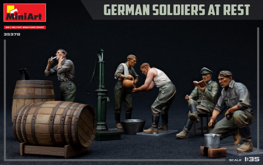 1/35 German Soldiers At Rest