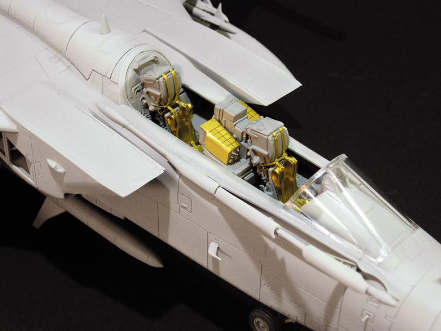 Italeri 1:32 TORNADO ECR