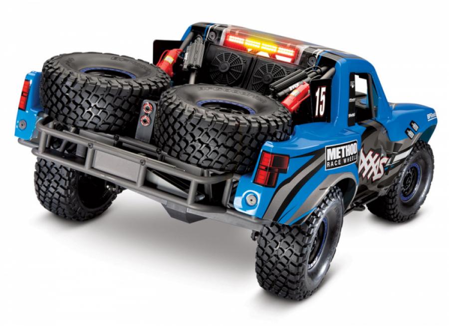 Traxxas Unlimited Desert Racer UDR 1/6 4WD Short Course RC-auto ilman akkua ja laturia TRX85086-4